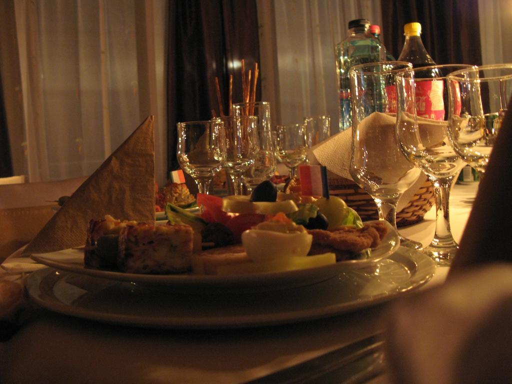 Aida Hotel Spa & Tratament Geoagiu Băi Zewnętrze zdjęcie